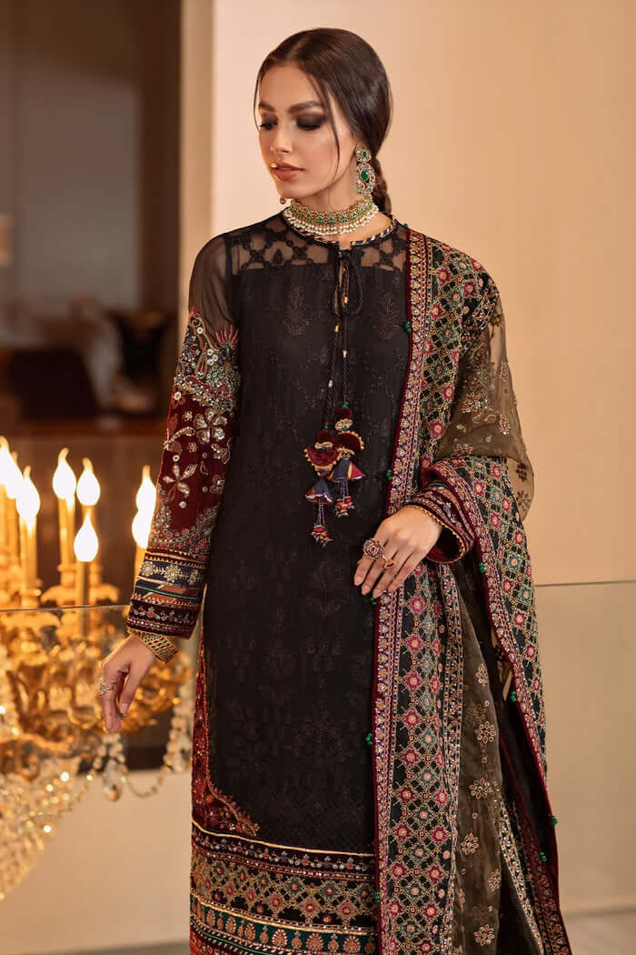 Maria.B Embroidered Lawn (Unstitched lawn 3pc)